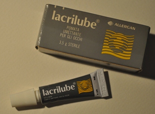 LACRILUBE*UNG OFT 3,5G - Farmacia Puddu Baire S.r.l.