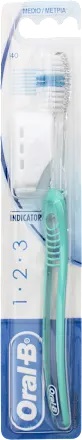 ORALB 123 INDICATOR SPAZZOLINO MANUALE SETOLE 35 MEDIE - Farmacia Puddu Baire S.r.l.