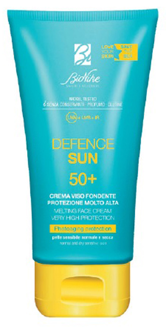 DEFENCE SUN CREMA VISO FONDENTE 50+ 50 ML - Farmacia Puddu Baire S.r.l.
